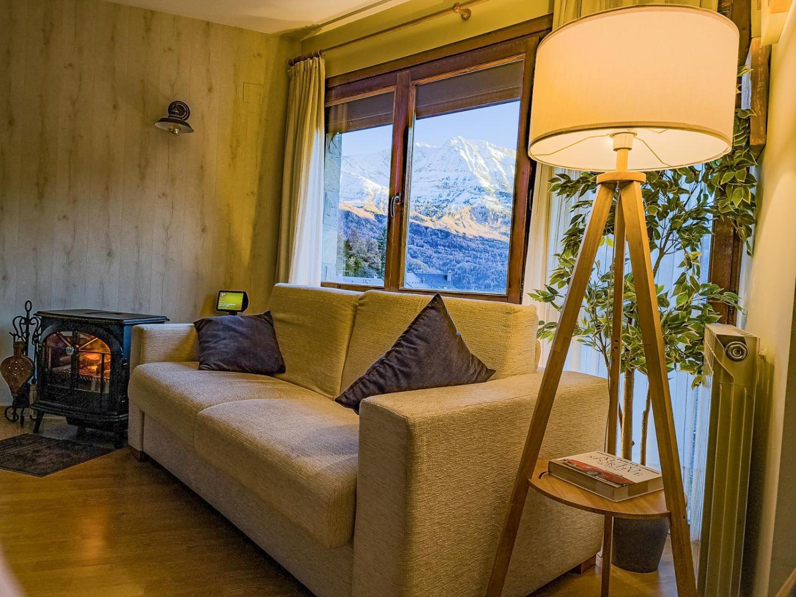 Valtrama Suite Tramacastilla de Tena Exterior photo