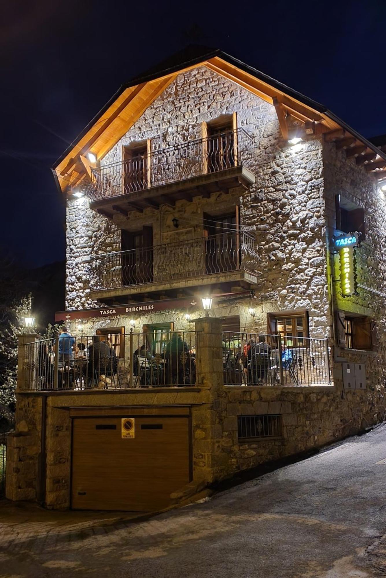 Valtrama Suite Tramacastilla de Tena Exterior photo